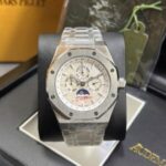 Audemars-Piguet-Royal-Oak-Perpetual-Calendar- White-Dial-Chronograph-Silver