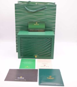 watch box items