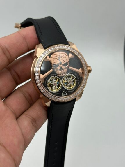 Jacob-&-Co-Skull-Double-Tourbillon-Stone-Bazel