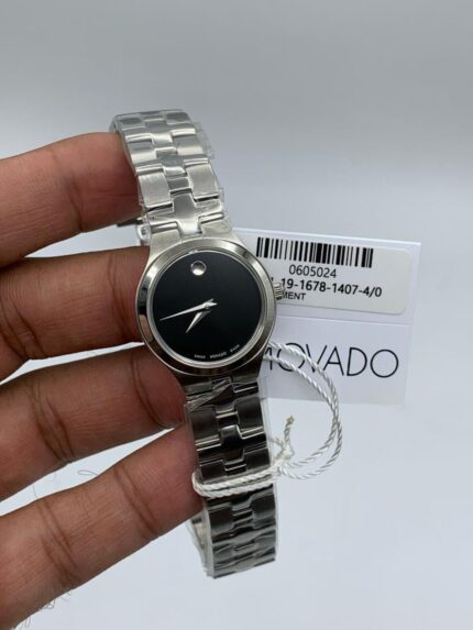 Movado-Juro-Black-Dial-Silver