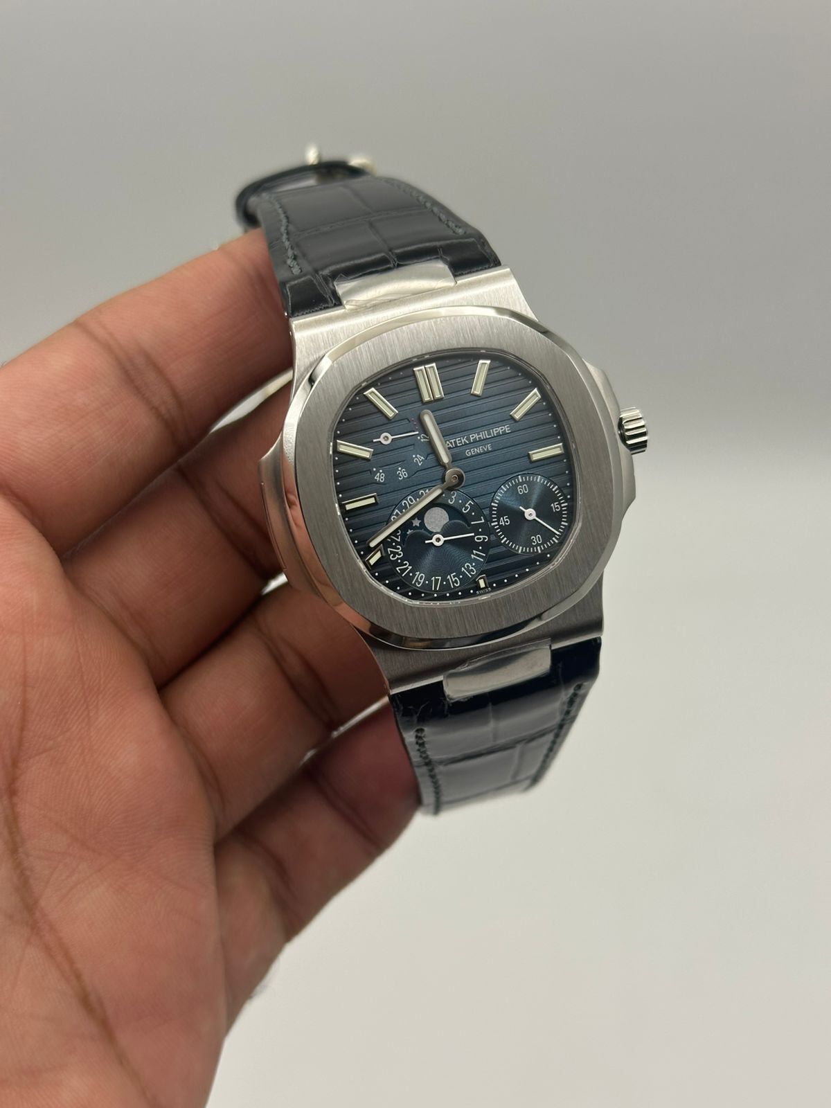 Patek-Phillipe-5712-Blue-Dial-Black-Leather-Strap Patek-Phillipe-5712-Blue-Dial-Black-Leather-Strap