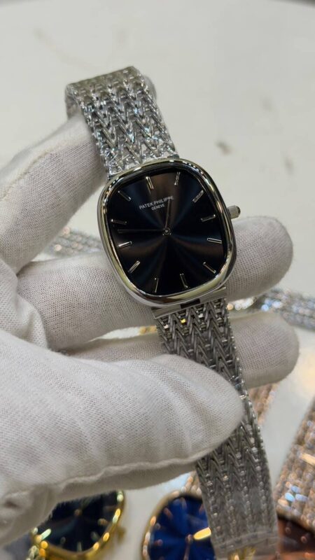 Patek-Phillipe-Ellipse-Black-Dial-Silver