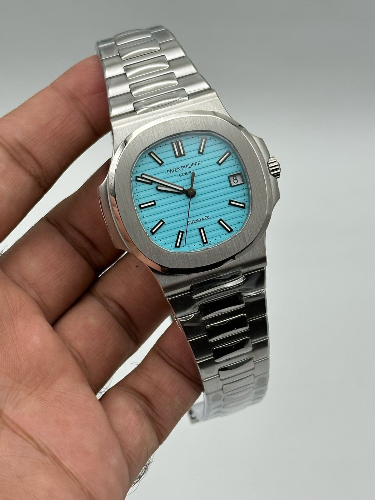Patek-Phillipe-Nautilus-Tiffany-Dial-Silver Patek-Phillipe-Nautilus-Tiffany-Dial-Silver