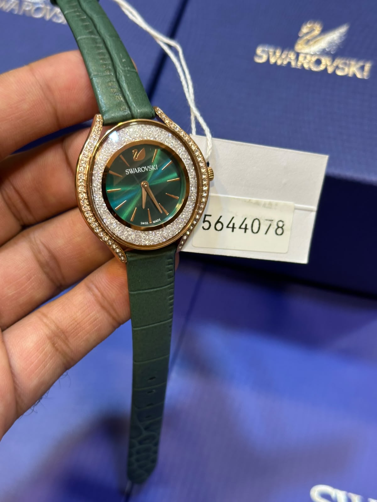 Swarovski-Crystalline-Aura-Green-Dial-Green-Leather-Strap Swarovski-Crystalline-Aura-Green-Dial-Green-Leather-Strap