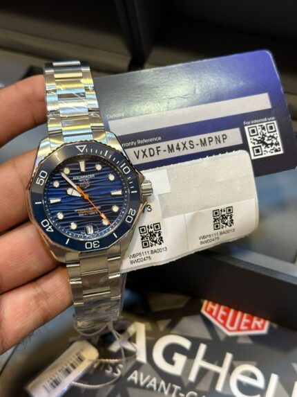 Tag-Heuer-Aquaracer-Professional-300-Blue-Dial-Blue-Bazel