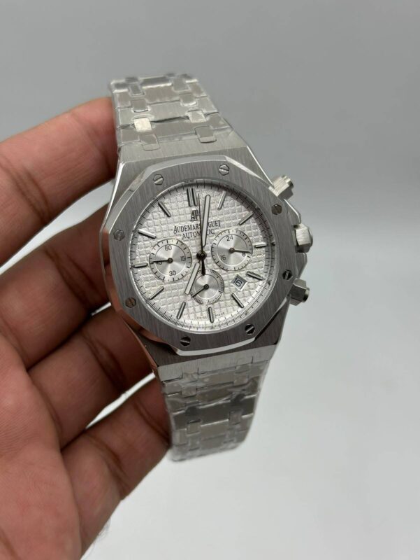 Audemars-Piguet-Royal-Oak-White-Dial-Chronograph-Silver