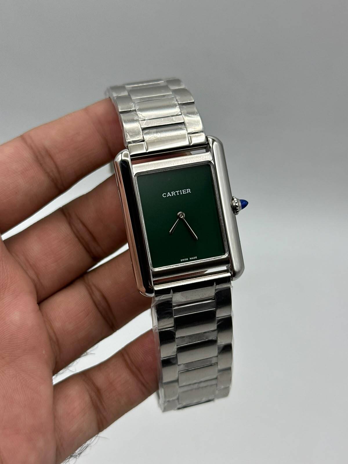 Cartier-Tank-Must-De-Green-Dial-Silver Cartier-Tank-Must-De-Green-Dial-Silver