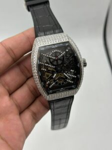 Franck-Muller-Vanguard-Skeleton-Black-Dial-Stone's-Bezel-Rubber-Strap