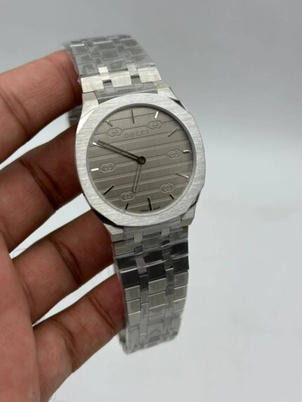 Gucci-25h-Grey-Dial-Silver