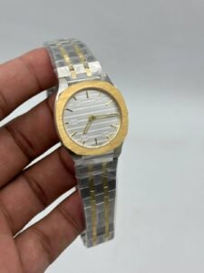 Gucci-25h-White-Dial-Two-Tone