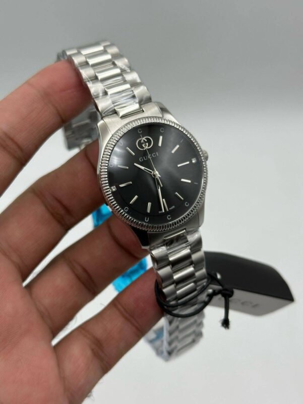 Gucci-G-Timeless-Black-Dial-Silver