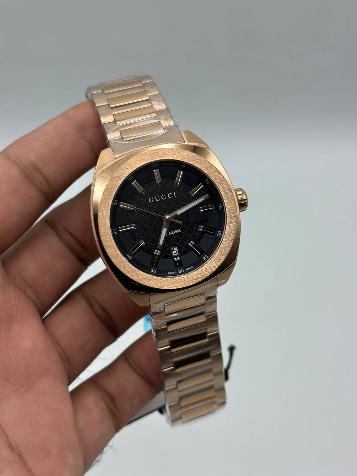 Gucci-GG2570-Black-Dial-Rose-Gold Gucci-GG2570-Black-Dial-Rose-Gold