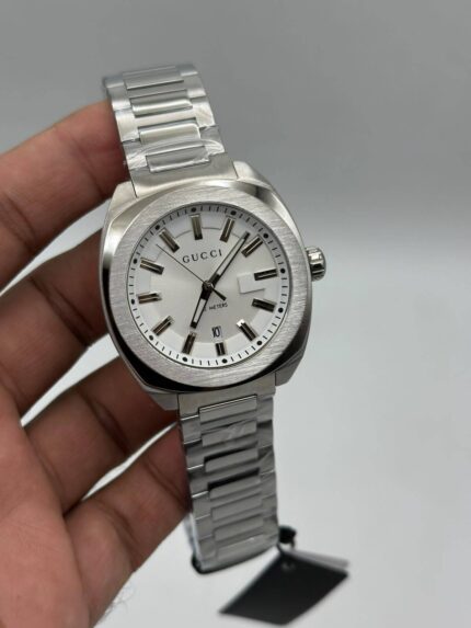 Gucci-GG2570-White-Dial-Silver