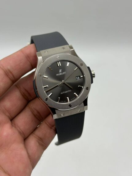 Hublot-Classic-Fusion-Racing-Grey-Dial-Rubber-Strap