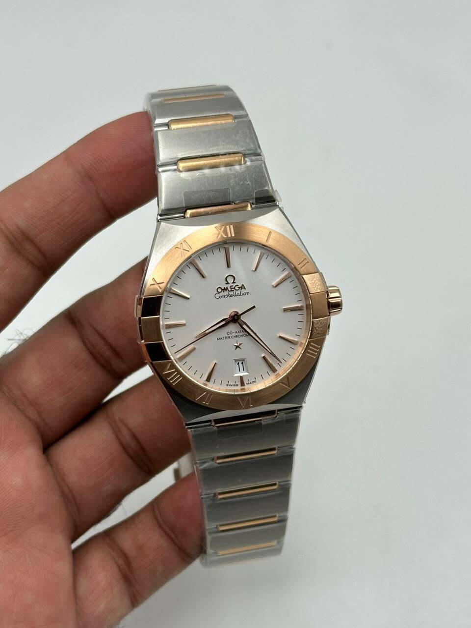 Omega-Constellation-White-Dial-Two-Tone-Titanium Omega-Constellation-White-Dial-Two-Tone-Titanium