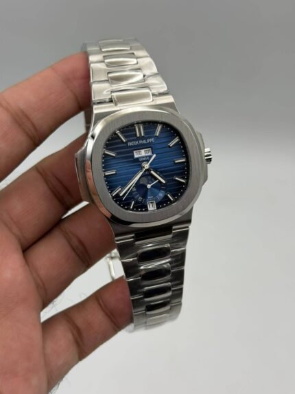 Patek-Philippe-Nautilus-Annual-Calendar-Moon-Phase-5726-1A-014-Blue-Dial-Silver