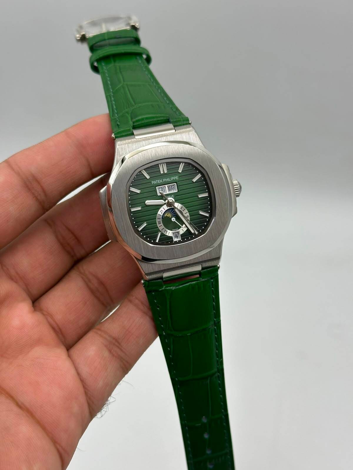Patek-Philippe-Nautilus-Annual-Calendar-Green-Dial-Green-Leather-Strap-Silver Patek-Philippe-Nautilus-Annual-Calendar-Green-Dial-Green-Leather-Strap-Silver